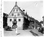1930 07 05 Obernai place du marché et cigognes