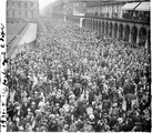 1931 07 14 Paris la foule après le défilé