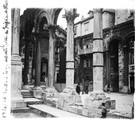 1936 09 17 Croatie Split péristyle de la cathédrale statue de Grégoire de Nysse
