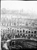 1900 07 01 Nîmes vue du haut des arènes avant une course de taureaux