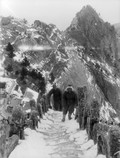 1899 01 Chine Ascension de la montagne sainte deT'aé-Houa-Chan