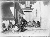 1899 01 Chine  Ts'Men, groupe de loqueteux