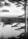 1899 06 Japon Mont Fuji vu de l'hotel de Shozi