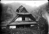 1899 06 Japon  Furuseki, une maison