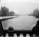 1910 01 22-27 Paris Crue de la Seine le pont des Saints-Pères vu du pont Royal