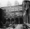 1910 08 05 Hollande Anvers cour du musée Plantin