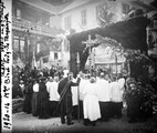 1920 08 10 Chatel Haute-Savoie Mgr Bizot évêque du Tanganyika sous le dais
