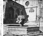 1922  04 24 Espagne Burgos fontaine devant la cathédrale