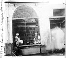1933 06 12 Tunisie Tunis souk des Bladghias – babouches