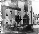 1935 08 22 Saulieu la façade de l'église