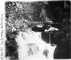 1930 07 12 La Fontaine de Vaucluse