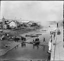 1911 08 17 Transbaïkalie la Chilka Gorbitza  village frontière avec la Chine La poste débarque entre les baïonettes du Graf Poutiatine