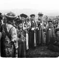 1911 08 09 Transbaïkalie Bouriates procession du Maïdari groupe de femmes pendant la prière  thibétaine