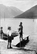 1905 07 30 Autriche lac Achensee trois petits tyroliens à Suspitze