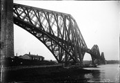 1903 07 20 Norfh Queensferry au pied du Forth Bridge