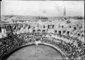 1900 07 01 Nîmes Course de taureaux les arènes vu du haut