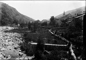 1900 Ardèche Theyts les escarpements du Pavé le géants