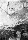 1897 08 23 Russie Source du Narzan chaud cascades et Tartares 2378 m
